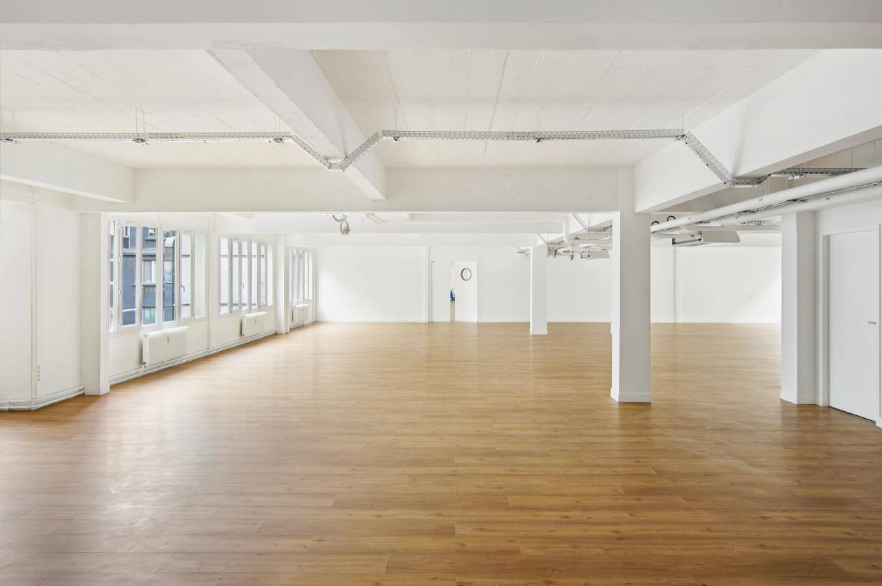 Bureau Paris 702m² Location bureau Paris OLBUR2204229 8